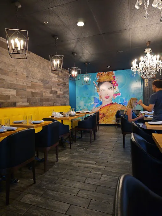 Lots of Eats Thai Kitchen Picture 5