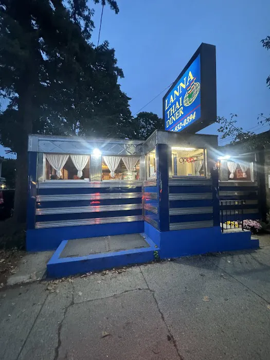 Lanna Thai Diner Picture 4