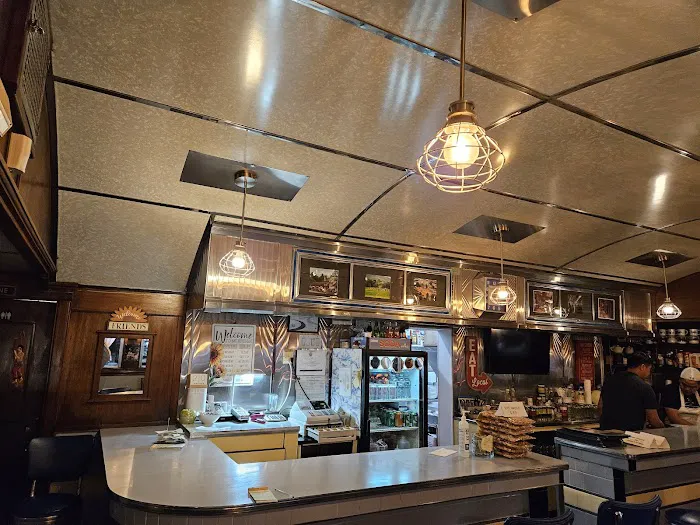 Lanna Thai Diner Picture 7