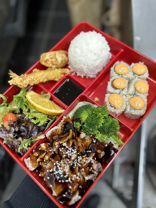 Taste the Thai & Sushi House Picture 9