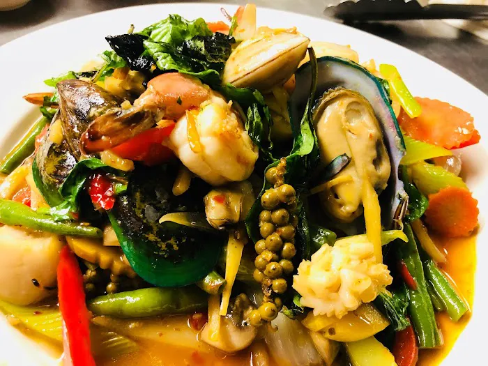 Thai 9 Lincoln NH Picture 2