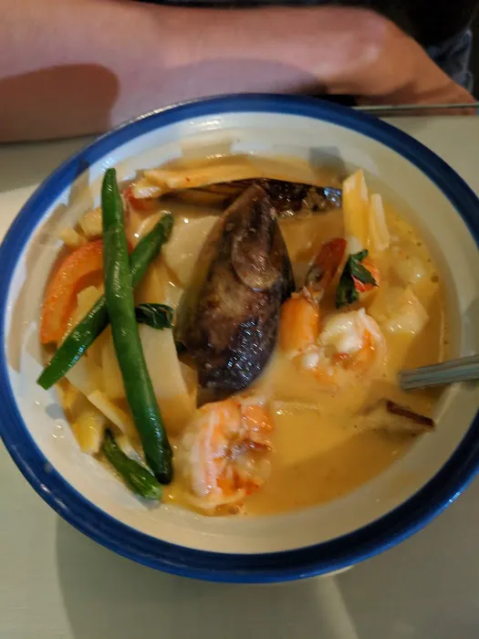 Basil Thai Cuisine Picture 4