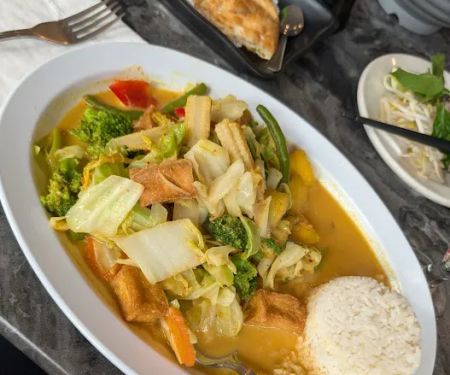 Phở O Sha | Thai-Vietnamese Restaurant