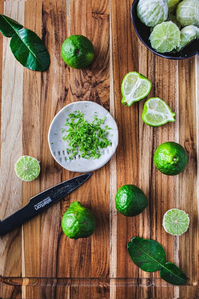 Thai Food Ingredient Spotlight: Dried Kaffir Lime — What & How