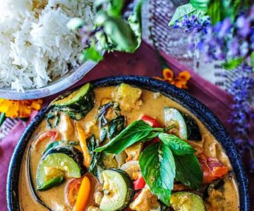 How to Make Thai Food That’s Simple Enough for Weeknight Cooking