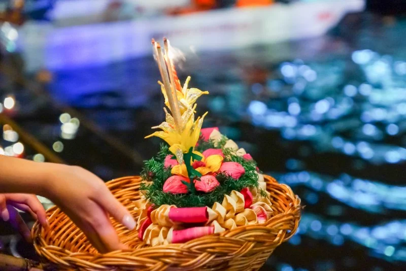 Thai Food Holidays: What to Eat During Songkran, Loy Kratong & More