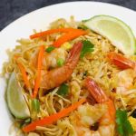 How to Make Thai Food That’s Simple Enough for 2 & Delicious Enough for a Crowd