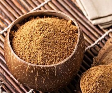 Thai Food Ingredient Spotlight: Palm Sugar vs Brown Sugar — Which Works Better?