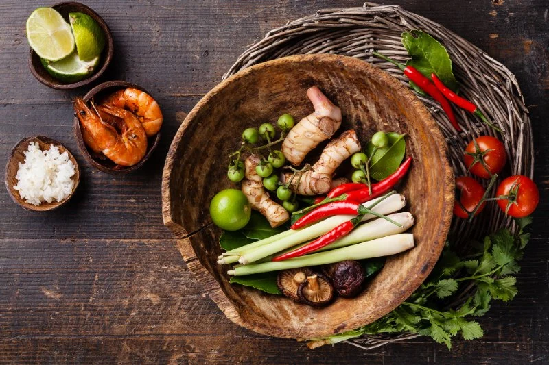 Thai Food Ingredient Spotlight: Fresh vs Dried Thai Herbs