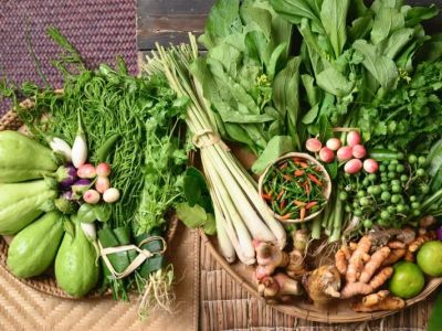 Thai Food Ingredient Guide: How to Store Thai Fresh Herbs & Spices at Home
