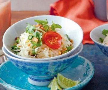 How to Make Thai Street Food Classics at Home (Som Tum, Moo Ping)