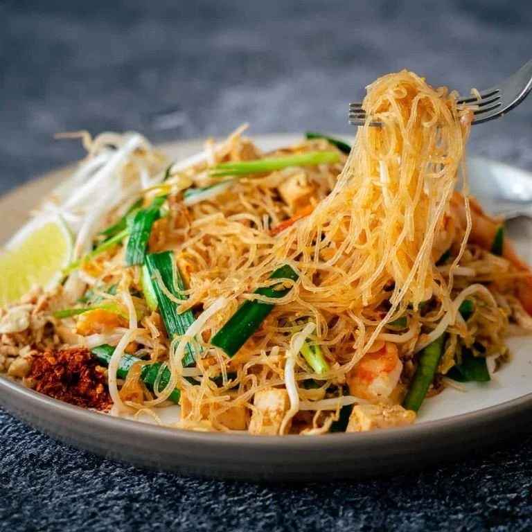 Thai Food Ingredient Guide: Thai Noodles — Rice, Glass, Egg, Which to Use & When