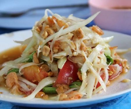 Healthy Thai Food for Over-50 Diners Without Losing Flavor