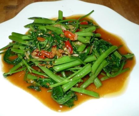 How to Make Stir Fried Morning Glory Pad Pak Bung with Yellow Bean Sauce