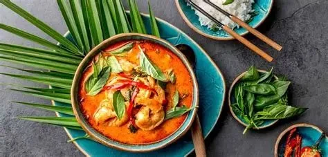 The Best Thai Food for Meal Prep: Curries, Stir Fries, and Salads That Keep Well