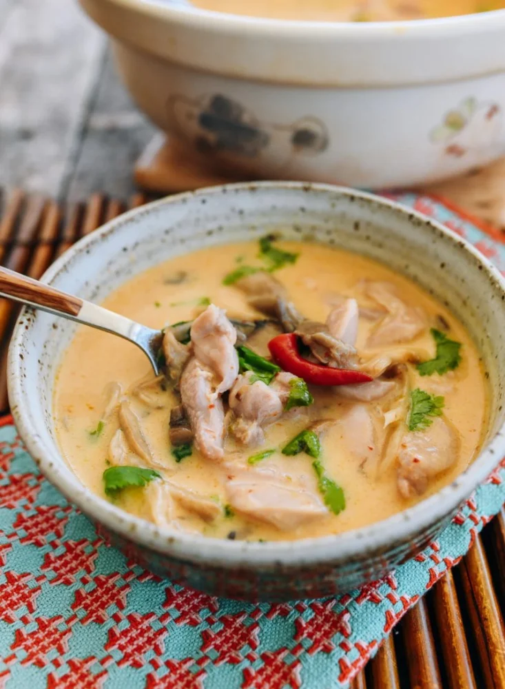 How to Make Thai Coconut Soup (Tom Kha Gai) Creamy Without Dairy