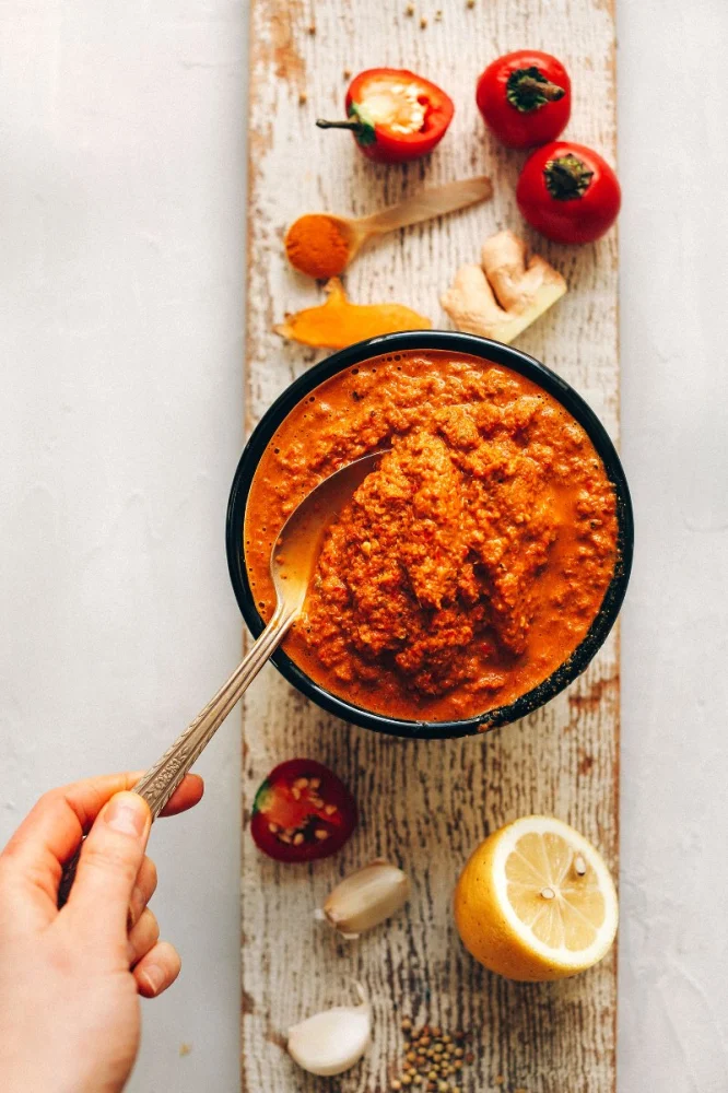 How to Make Thai Red Curry Paste (Video Steps)