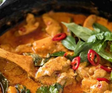 How to Make Thai Red Curry Paste (Video Steps) – Authentic Homemade Recipe Guide