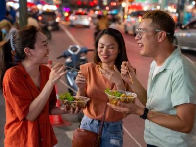 The Importance of Sanuk (Fun) in Thai Eating Experience