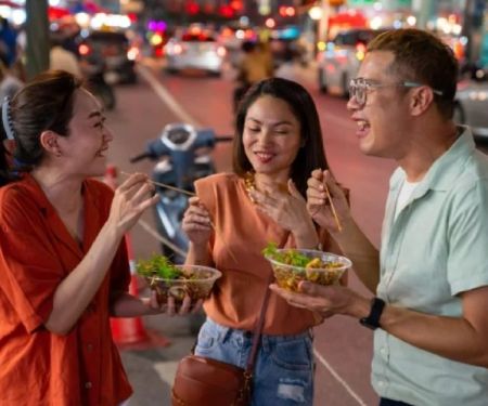 The Importance of Sanuk (Fun) in Thai Eating Experience